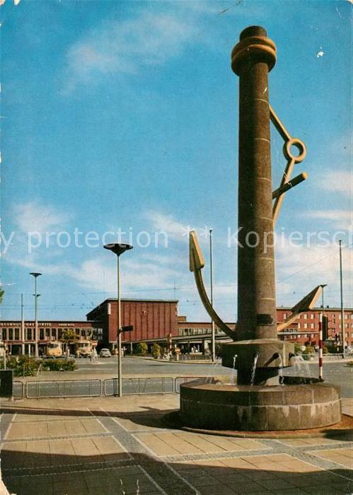 Duisburg Ruhr Hauptbahnhof Schifffahrtdenkmal