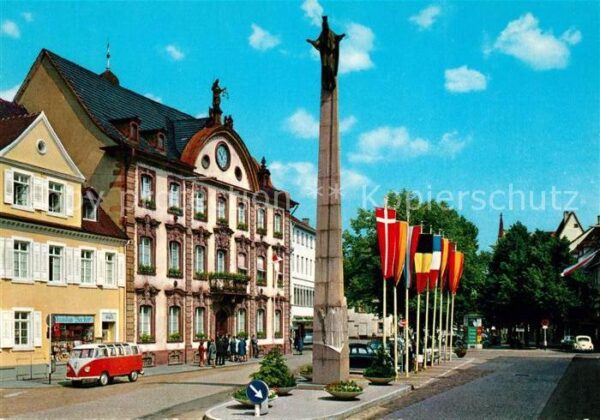 Offenburg Rathausplatz Rathaus Ursulasäule