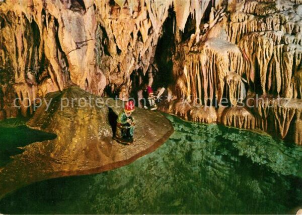 Hoehlen Caves Grottes Dechenhöhle Nixengrotte