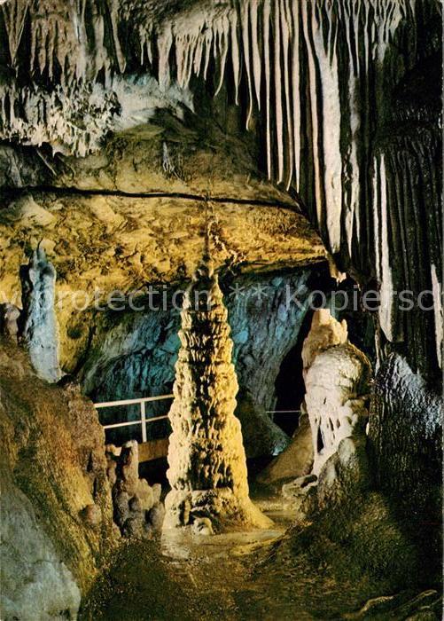 Hoehlen Caves Grottes Dechenhöhle Kaiserhalle