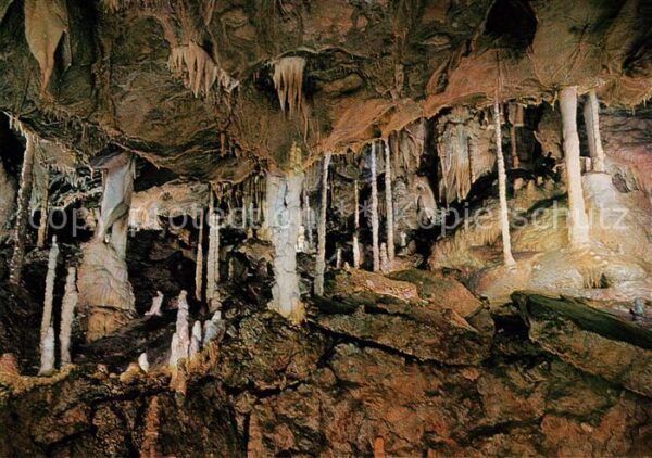 Hoehlen Caves Grottes Attendorn Tropfsteinhöhle Alhambragrott