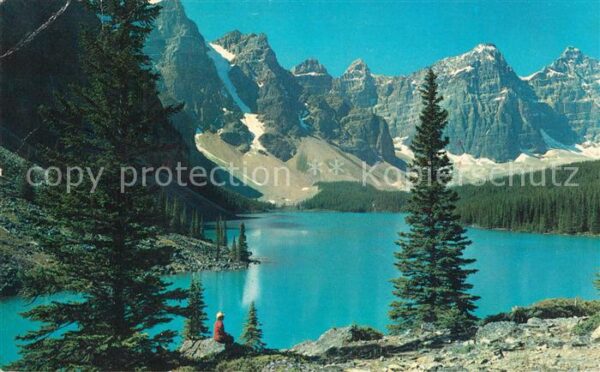 Alberta  Moraine Lake Valley of the Ten Peaks Ro
