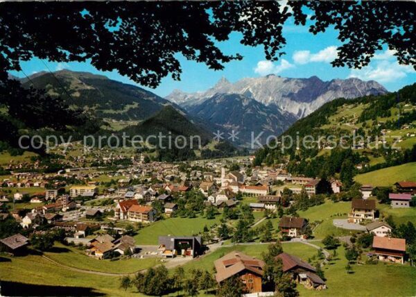 Tschagguns Vorarlberg mit Golmer Joch und Zimba