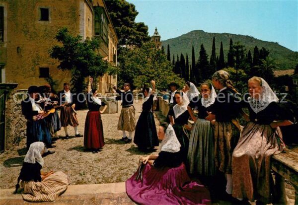 Valldemossa Mallorca Trachtengruppe