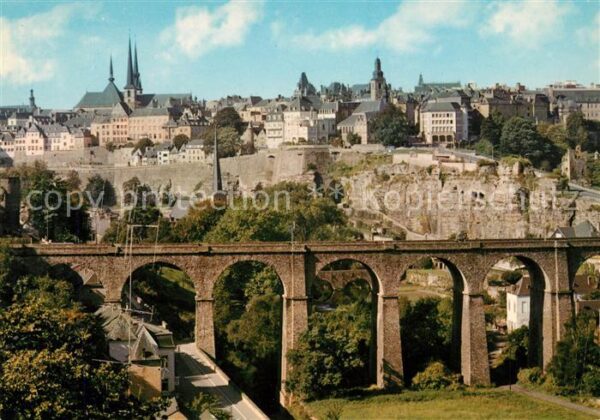 LUXEMBOURG  Luxemburg Oberstadt mit Bockfelsen
