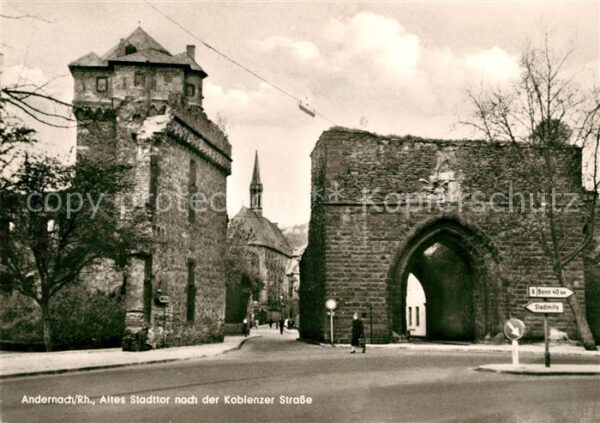Andernach Altes Stadttor nach der Koblenzer Stras