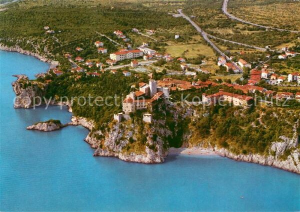 Duino-Aurisina Fliegeraufnahme