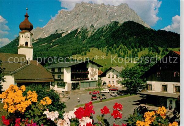 Ehrwald Tirol Ortsmotiv mit Kirche Blick zur Zugspitz