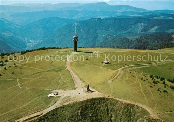 Feldberg Schwarzwald Blick zum Feldberggipfel Fliegeraufnahm