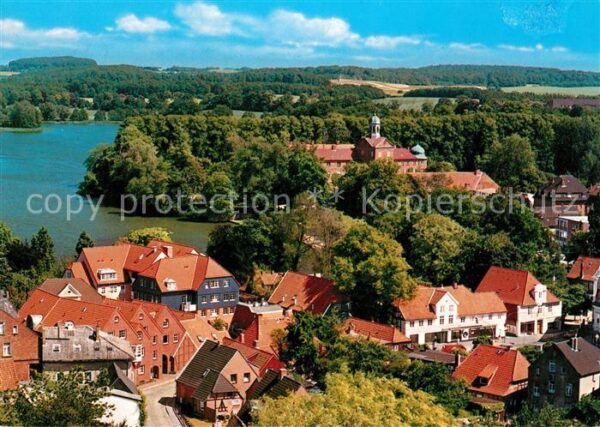 Eutin Teilansicht Rosenstadt Naturpark Holste