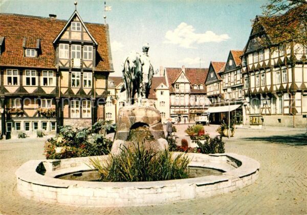 Wolfenbuettel Stadtmarkt mit Herzog August Brunnen Al