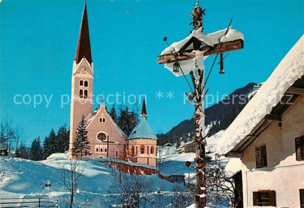 Holzgau Dezembermorgen im Lechtal Ortsmotiv mit