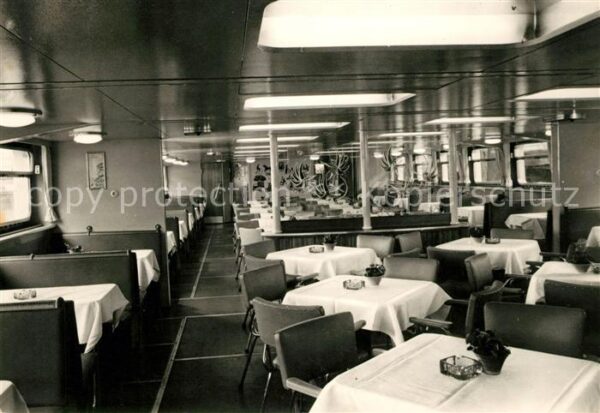 Berlin Weisse Flotte Luxusfahrgastschiff Speis