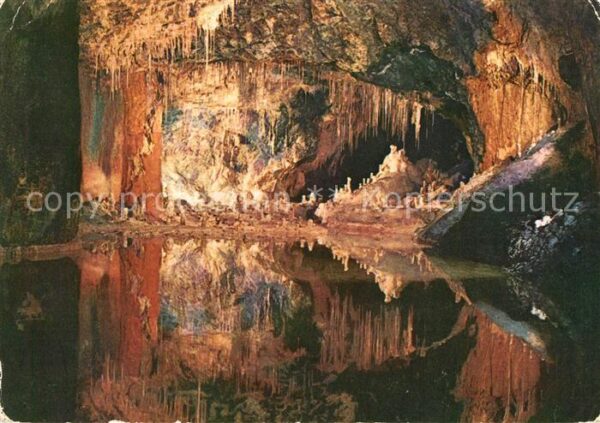 Hoehlen Caves Grottes Saalfeld Feengrotten Märchendom Gralsbu