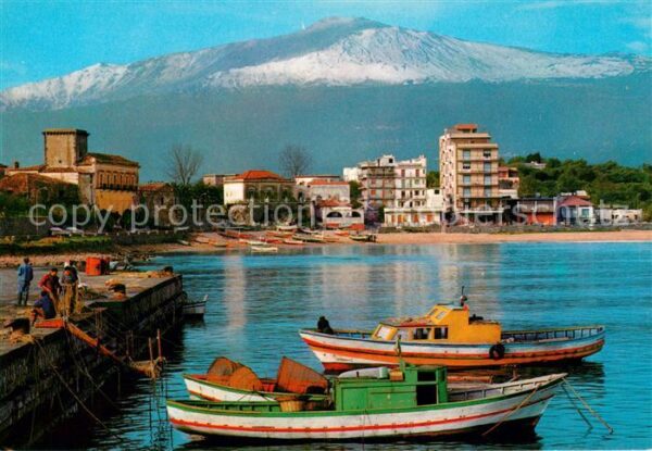 Taormina Sizilien Stadtansicht Bootsanlegestelle