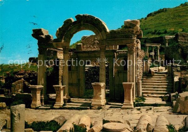 Efes Hadrianus Tempel