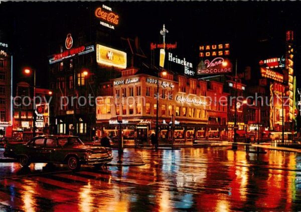 Amsterdam Niederlande Leidseplein Nachtaufnahme