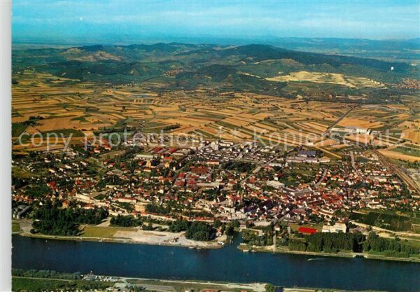 Breisach Rhein Fliegeraufnahme mit Kaiserstuhl