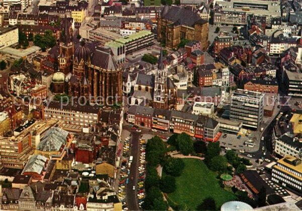Bad Aachen Dom Rathaus Fliegeraufnahme