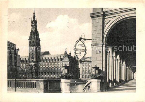 Hamburg Rathaus mit Hanseatenschild