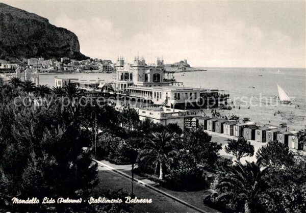 Mondello Lido Starnd