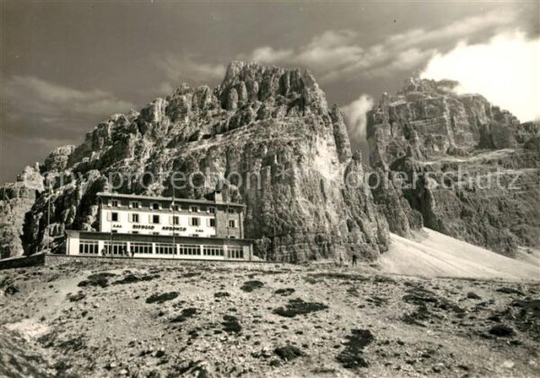 Lavaredo Il Rifugio Tre Cime