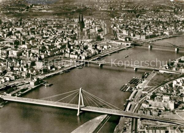 Koeln Rhein Fliegeraufnahme Deutzer Brücke Hohenzol