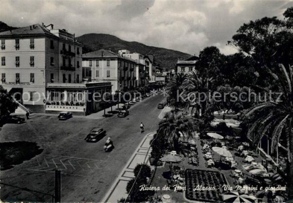 ALASSIO Savona Liguria IT Via Mazzini e giardini