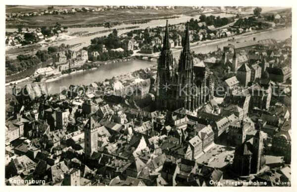Regensburg Dom Fliegeraufnahme