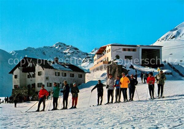 Serfaus Tirol Skigruppe mit Kölnerhaus