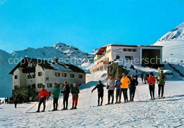 Serfaus Tirol Skigruppe mit Kölnerhaus