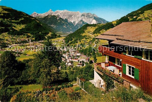Schruns Vorarlberg Haus Kessler mit Golm Zimba und Barthol