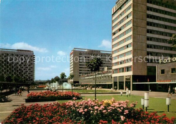 Dresden Prager Strasse mit den Interhotels Bast