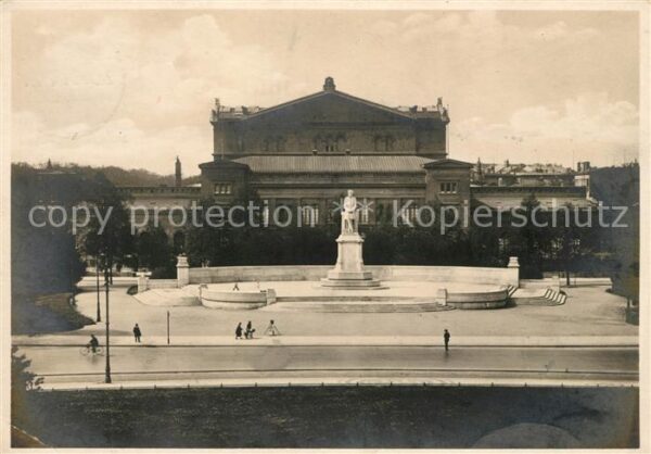 Berlin Staatsoper Platz der Republik und Moltk