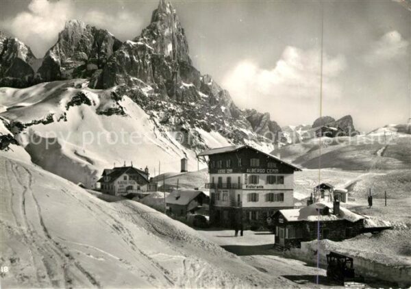 Passo Rolle Winterlandschaft Albergo Cemin