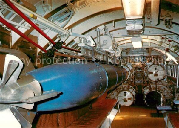 U-Boot Unterseeboot Submarine Sous-Marin Marine-Ehrenmal U 995 Laboe