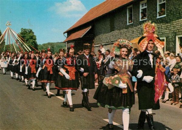 Hochzeit Hochzeitszug Trachten Hessen