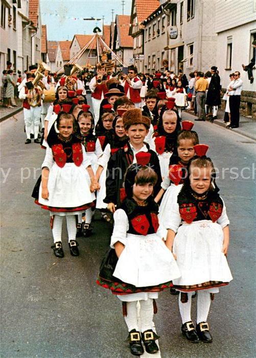Trachten Hessen Kinderzug