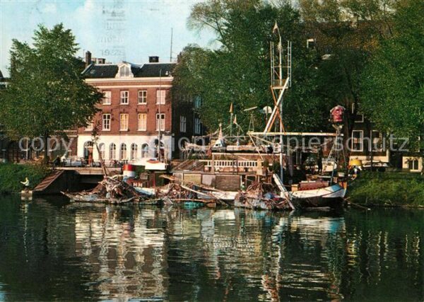 Amsterdam Niederlande Hippiewoonboot Theetuin Kattenburg