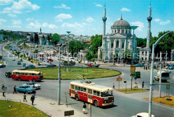 Istanbul Constantinopel Aksaray Platz Valide Moschee