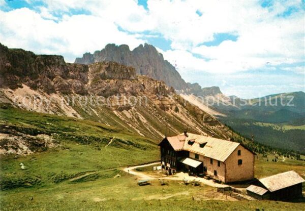 Schlueterhuette Panorama Geisler Gruppe