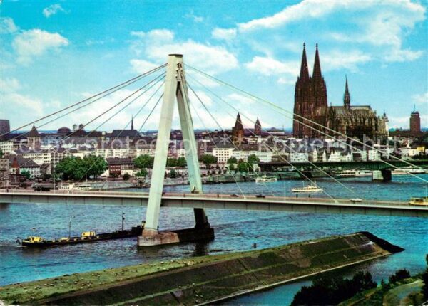 Koeln Rhein Severinsbrücke Kölner Dom
