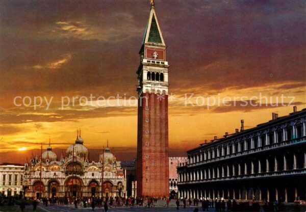 Venezia Venedig Sole pomeridiano sulla Piazza San Marco