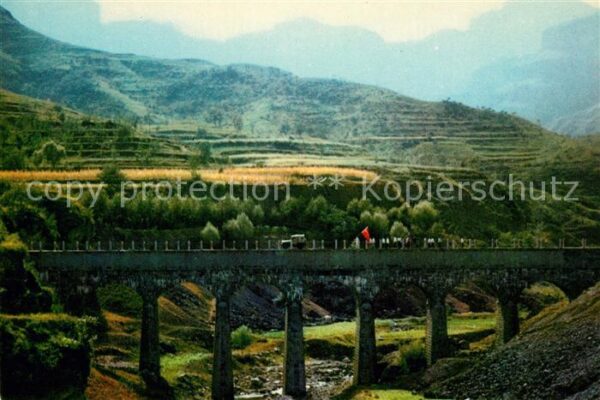 China Hongqi Kanal Befahrbarer Taoyüan Aquädu
