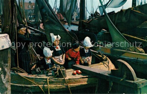 Volendam Fischerboote Trachten