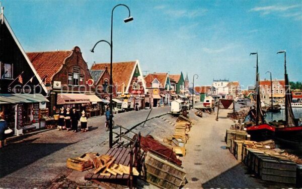 Volendam Hafenpromenade Ladengeschäfte