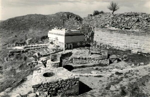 Tuerkei Turkey VIII Troy Temple and Altar Antike Stätt