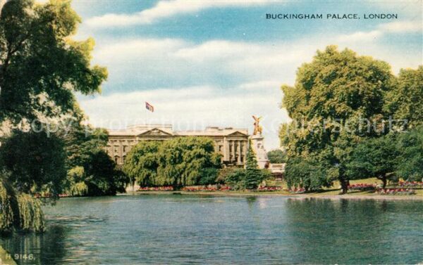 London Buckingham Palace St James_s Park
