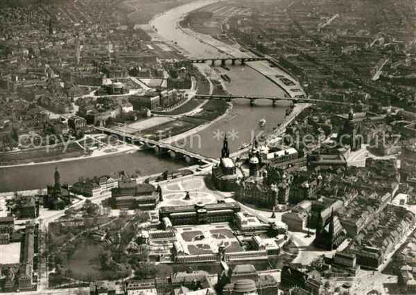 Dresden Fliegeraufnahme Alt- Neustadt