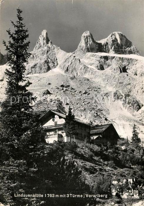 Lindauer Huette Berghütte mit 3 Türme Gebirgspanorama